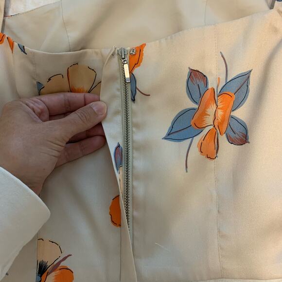 Nicholas Cream Floral Puff Sleeve Crop Top Blouse Size 2 - Picture 5 of 7